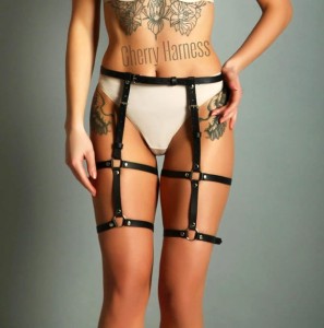  UPRZĘŻY HARNESS DAMSKI NA NOGI